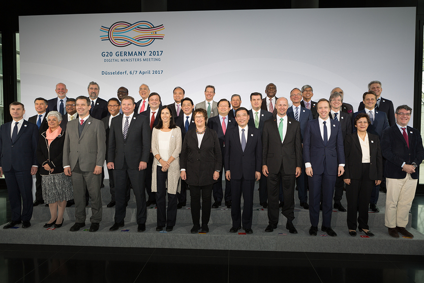 Gruppenfoto G20 Digitalministertreffen in Düsseldorf