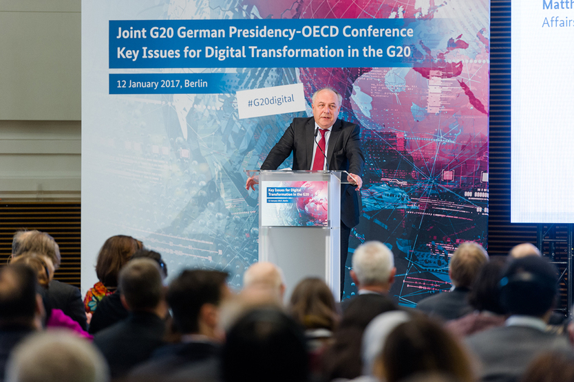 Staatssekretär Matthias Machnig eröffnete am 12. Januar 2017 die Digital-Konferenz mit dem Titel "Key Issues for Digital Transformation in the G20" im BMWi.; Quelle: BMWi/Maurice Weiss