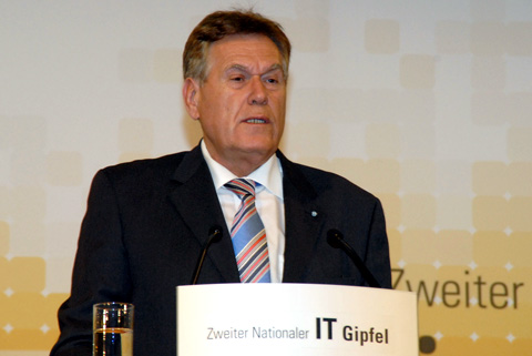 Rede Bundesminister Michael Glos zur Eröffnung des IT-Gipfels; Quelle: BMWi
