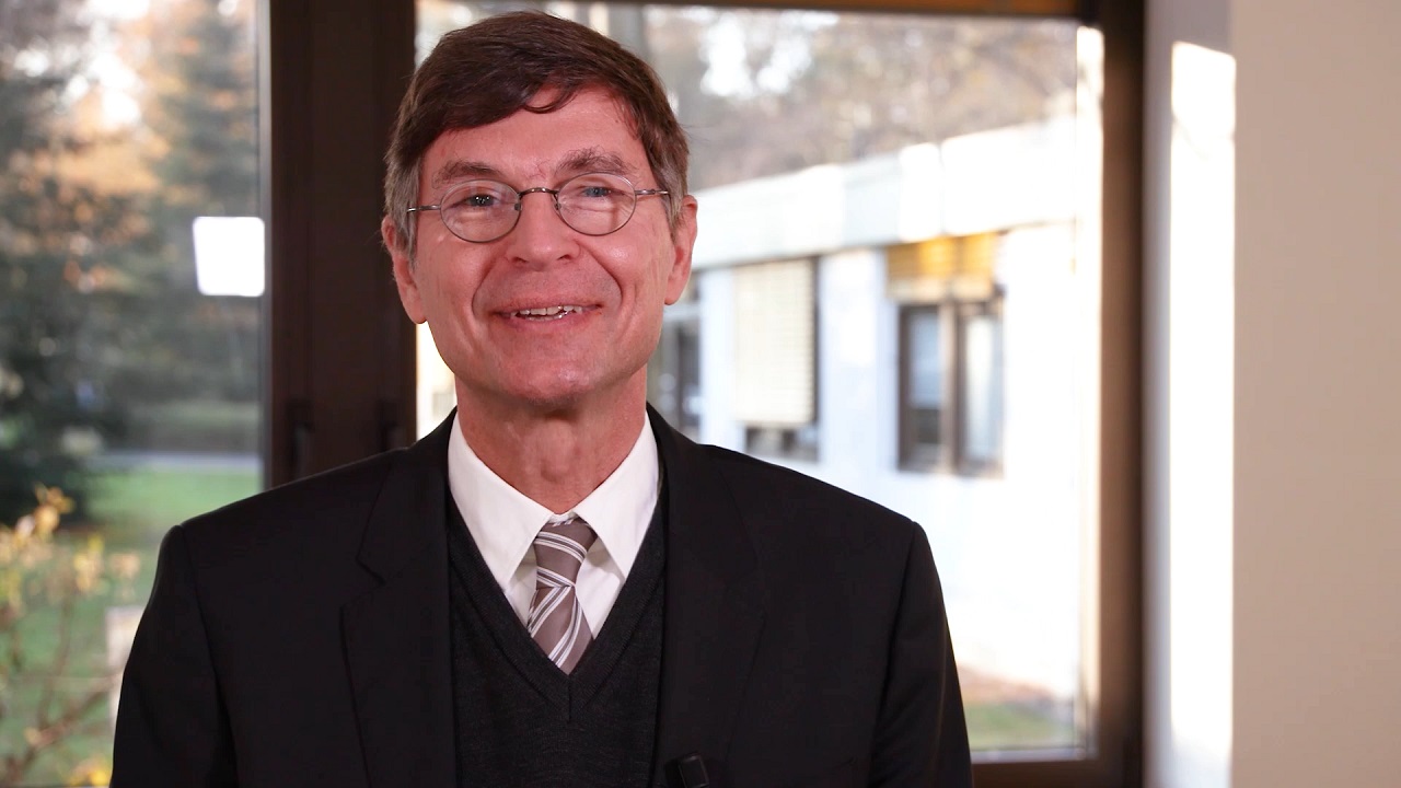 Screenshot aus dem Video-Statement von Prof. Dr. Stefan Wrobel